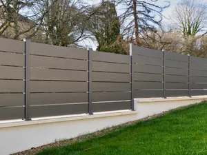 kostum_aluminium_contemporain_cloture_ajouree_maez_7039 (4)