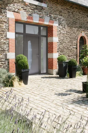 11- virgule-alu-80-belm-porte-entree-gris-7039-satine-300